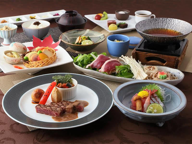โรงแรม โรงแรมบินาริโอ ซางะ อะราชิยามะ 4*